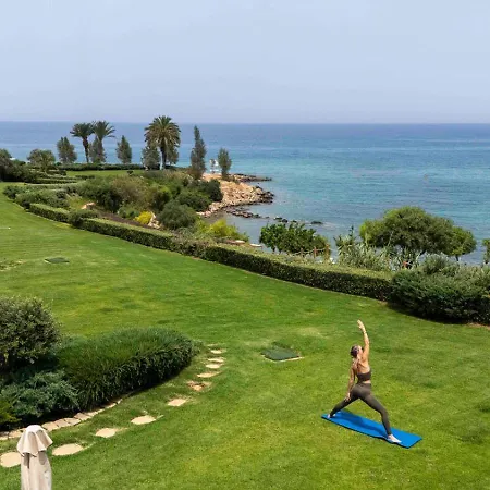 Sirena Solis - Elegant 5-bedroom Sea View Retreat Near Sirena Bay * Protaras